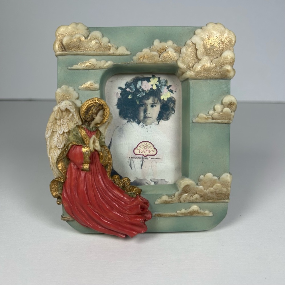 Angel Picture Fancy Frame painted 3D 2x3 Photo United Design Corp 1992 Vintage